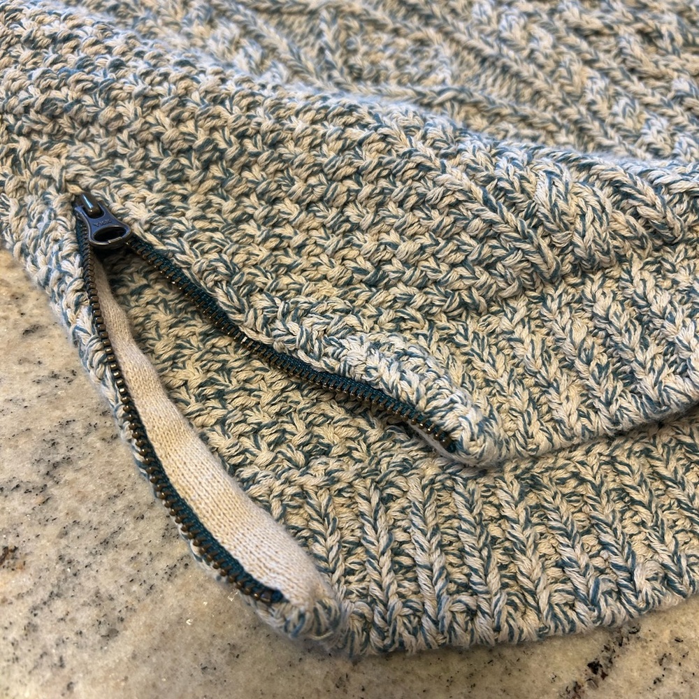 L.L.B. Signature Sweater Green & Cream - Picture 3 of 11
